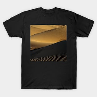 Yellow Black Desert picture T-Shirt